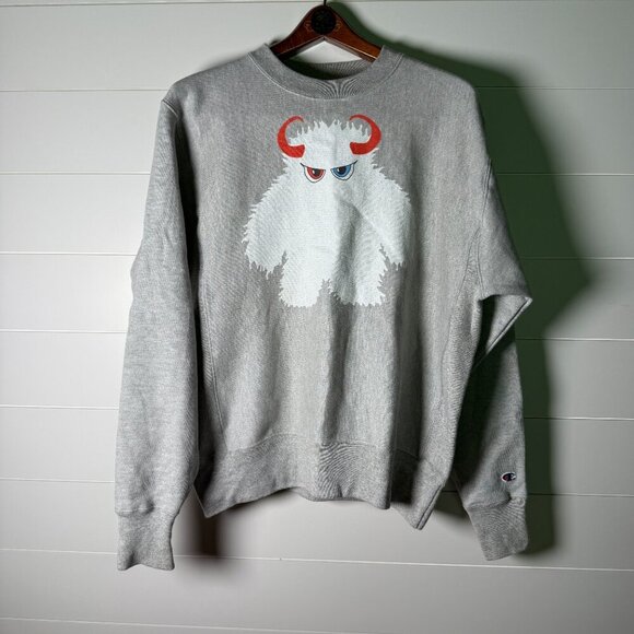 Monstrous Flagship Champion Sweatshirt Crewneck Reverse Weave Light Gray Sz Med - Picture 1 of 6